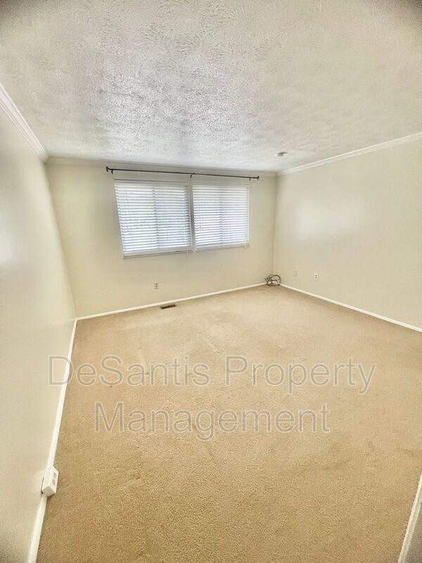 3 bed- 1.5 Bath- Bridgeville Pa property image