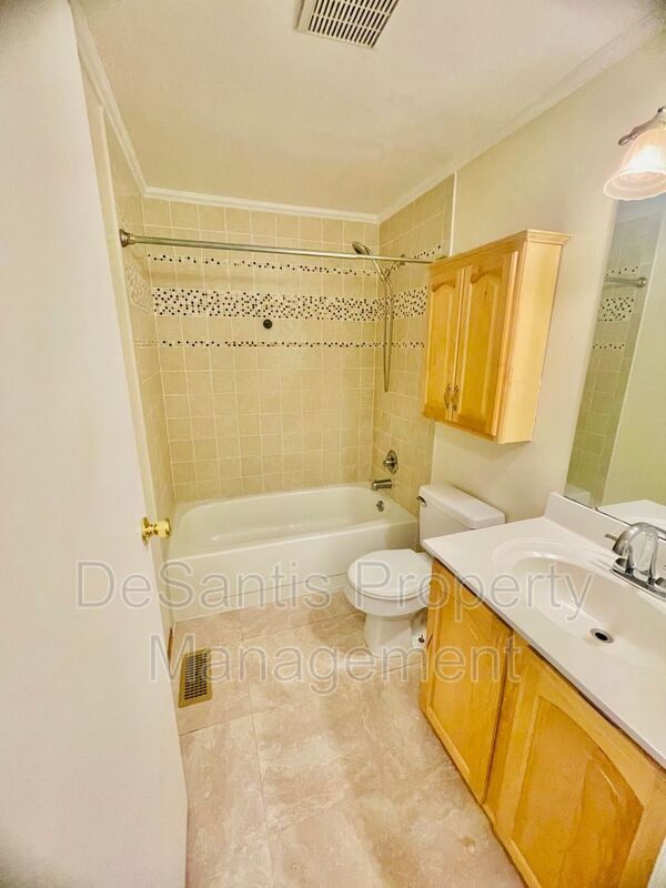 3 bed- 1.5 Bath- Bridgeville Pa property image