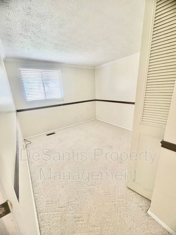 3 bed- 1.5 Bath- Bridgeville Pa property image