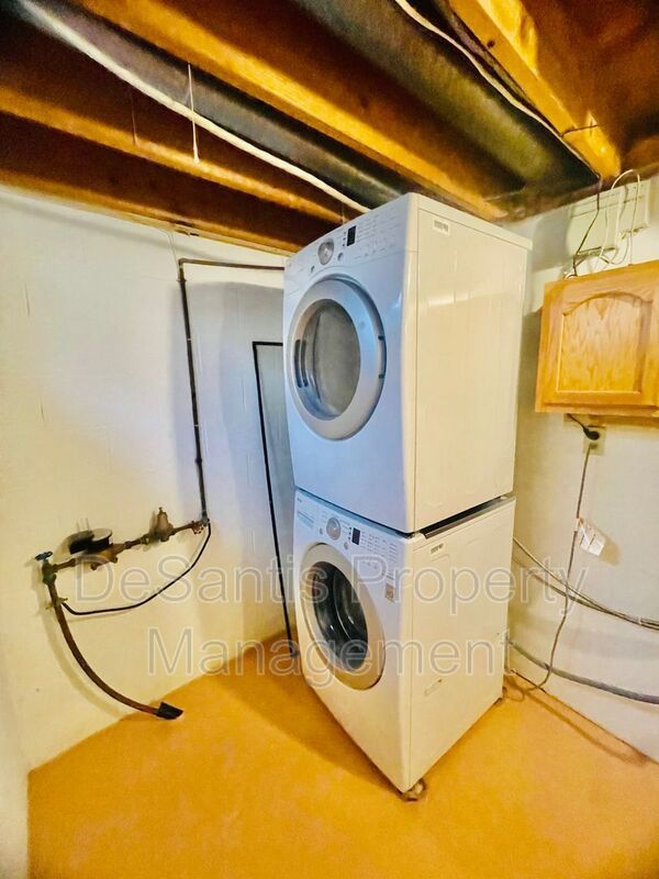 3 bed- 1.5 Bath- Bridgeville Pa property image