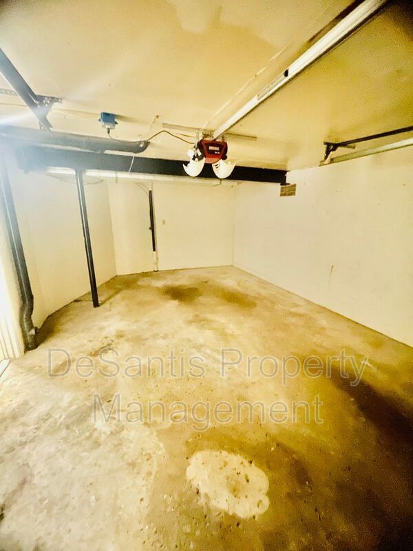 3 bed- 1.5 Bath- Bridgeville Pa property image