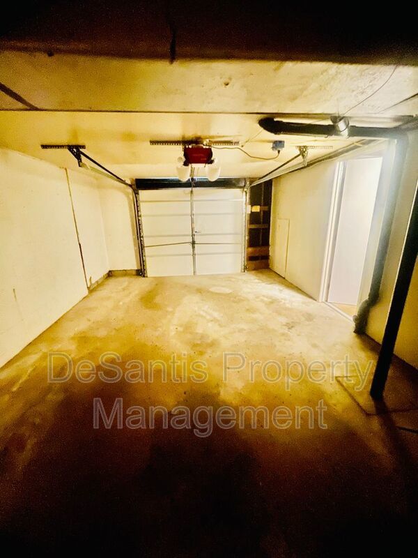 3 bed- 1.5 Bath- Bridgeville Pa property image