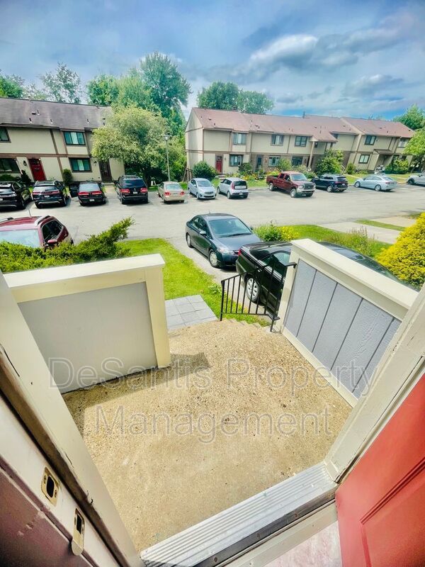 3 bed- 1.5 Bath- Bridgeville Pa property image