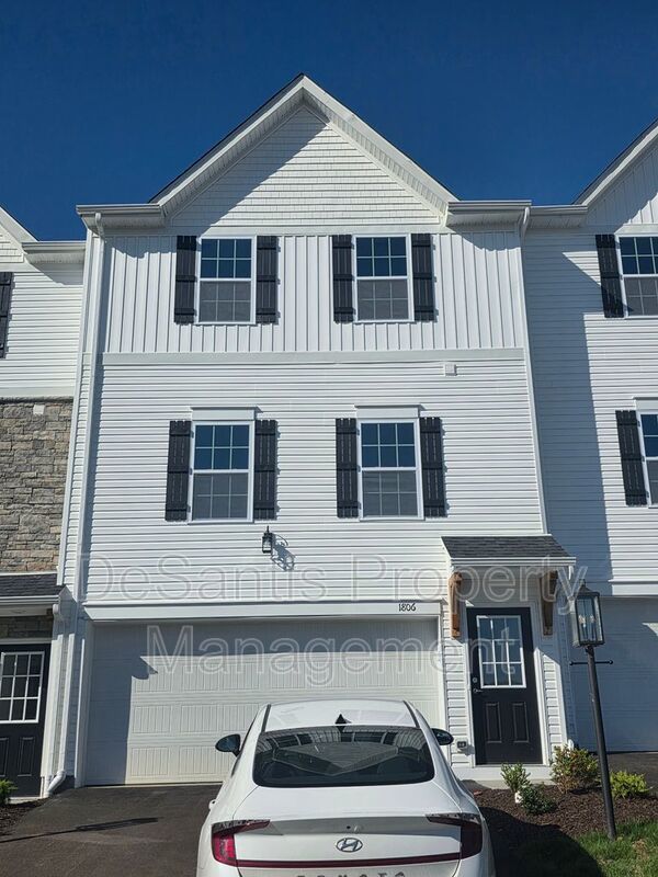 Brand-new townhome with modern finishes, flexible living space, and low-maintenance living. property image