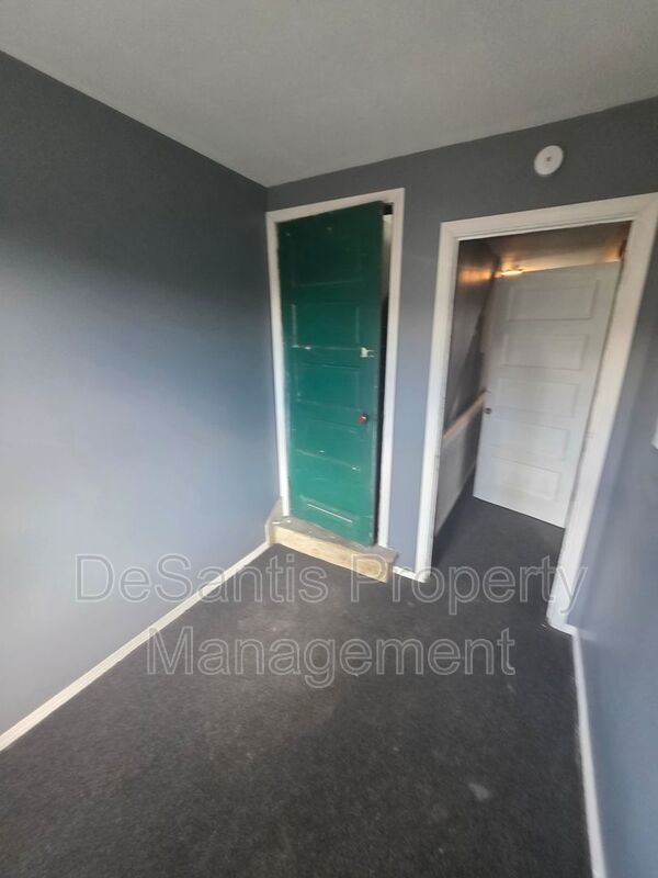 McKeesport - 3 Bed 1 Bath - Home for Rent property image