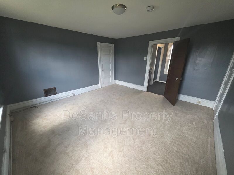 McKeesport - 3 Bed 1 Bath - Home for Rent property image
