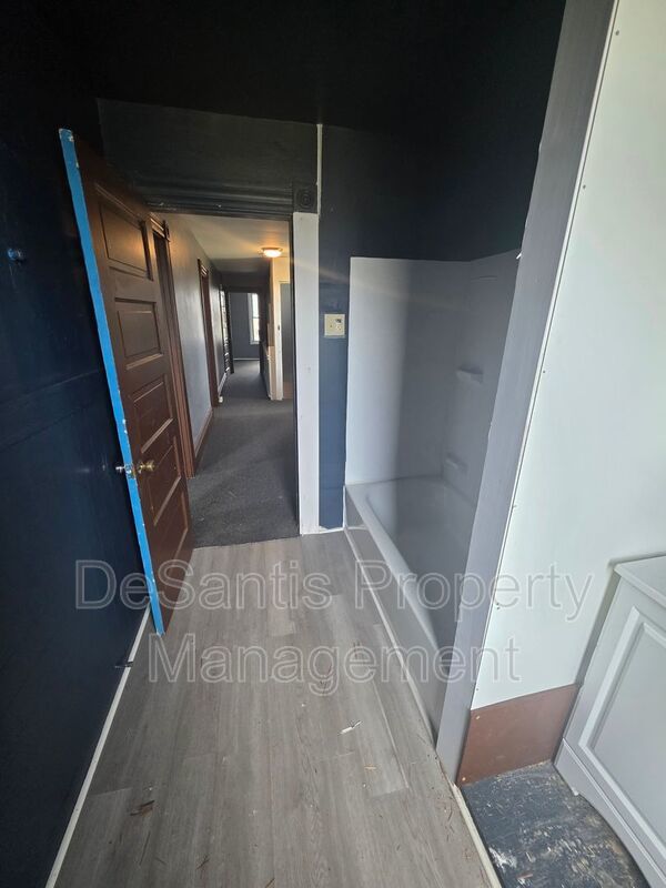 McKeesport - 3 Bed 1 Bath - Home for Rent property image