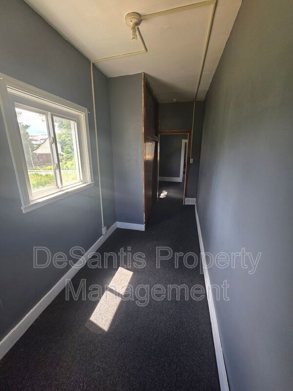 McKeesport - 3 Bed 1 Bath - Home for Rent property image