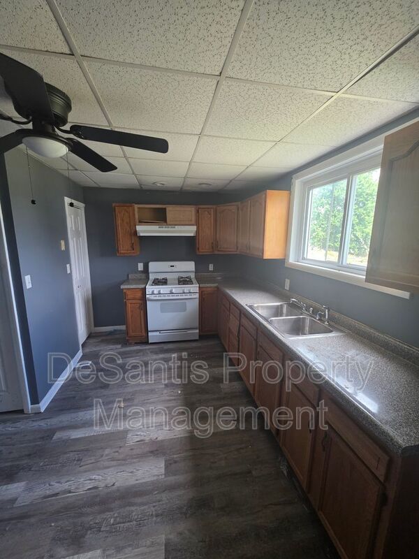 McKeesport - 3 Bed 1 Bath - Home for Rent property image