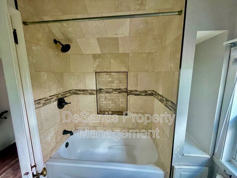 Exquisite 3 Bed, 1 Bath Retreat at 5705 Hilltop, Verona, PA property image