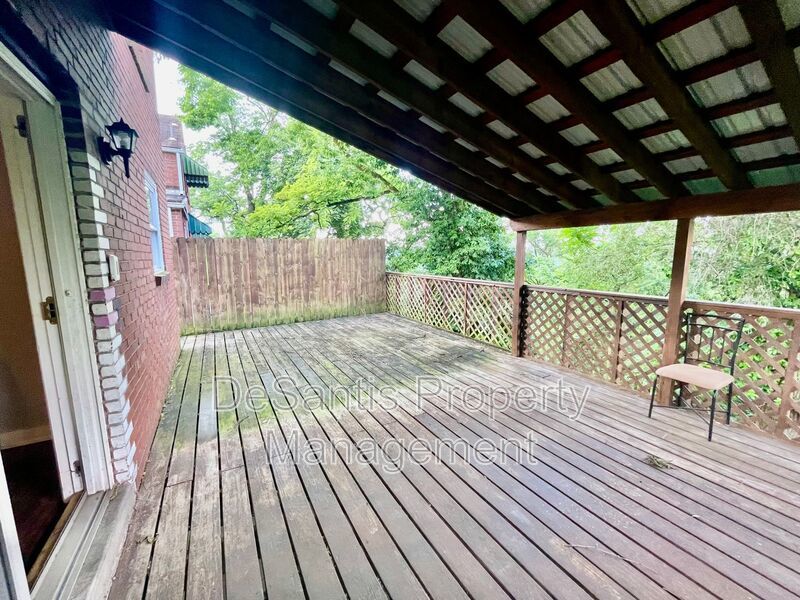 Exquisite 3 Bed, 1 Bath Retreat at 5705 Hilltop, Verona, PA property image