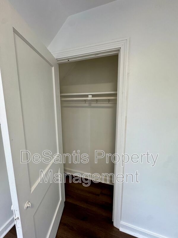 Adorable 2 Bed 1 Bath Home in Brookline W/dedicated office/library space! property image