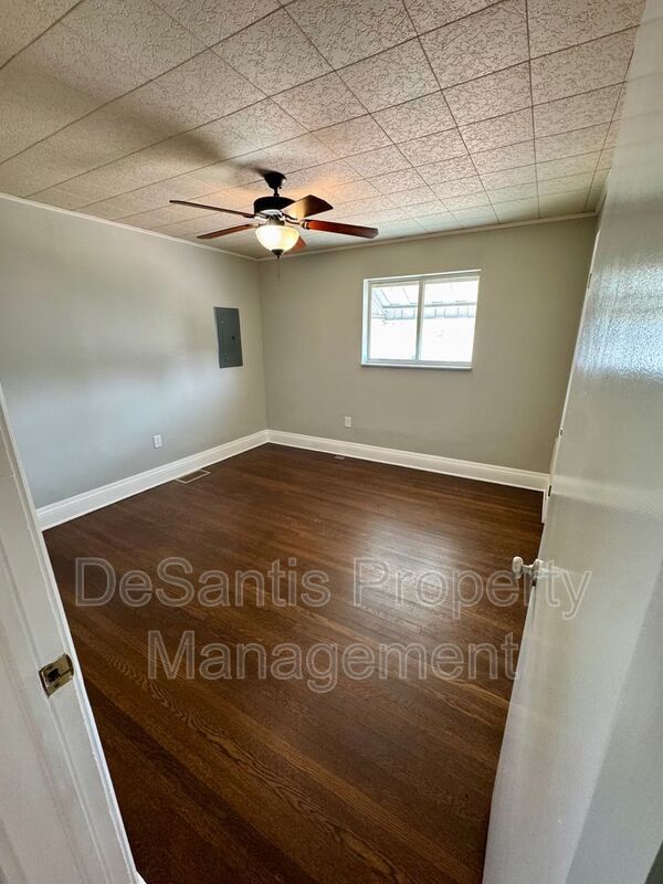 Spacious and Well Maintained 5 bed Apt in New Kensington! property image