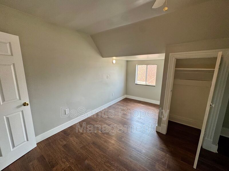 Spacious and Well Maintained 5 bed Apt in New Kensington! property image