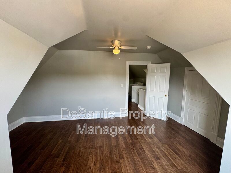 Spacious and Well Maintained 5 bed Apt in New Kensington! property image