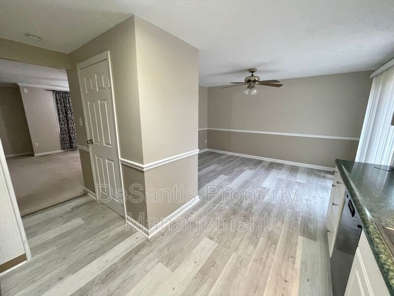 South Fayette - Spacious 3 Bedroom, 2.5 Bath Townhouse - Hunting Ridge Community property image