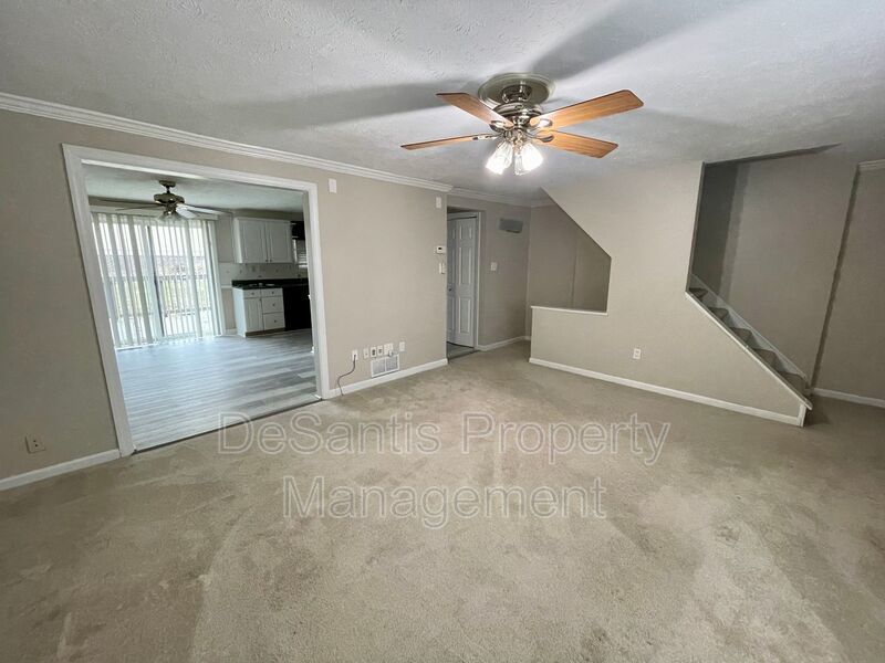 South Fayette - Spacious 3 Bedroom, 2.5 Bath Townhouse - Hunting Ridge Community property image