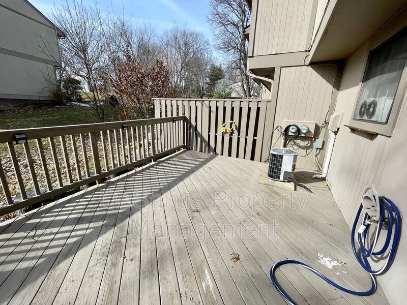 South Fayette - Spacious 3 Bedroom, 2.5 Bath Townhouse - Hunting Ridge Community property image