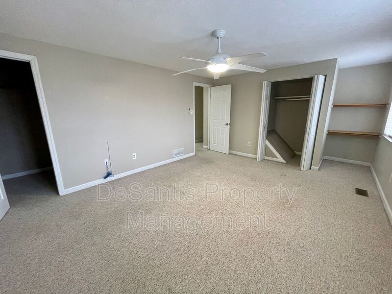 South Fayette - Spacious 3 Bedroom, 2.5 Bath Townhouse - Hunting Ridge Community property image