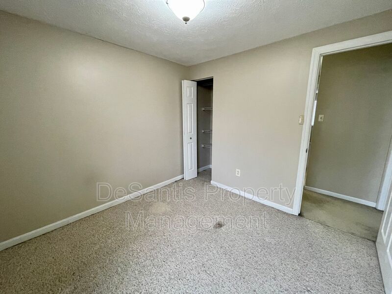 South Fayette - Spacious 3 Bedroom, 2.5 Bath Townhouse - Hunting Ridge Community property image