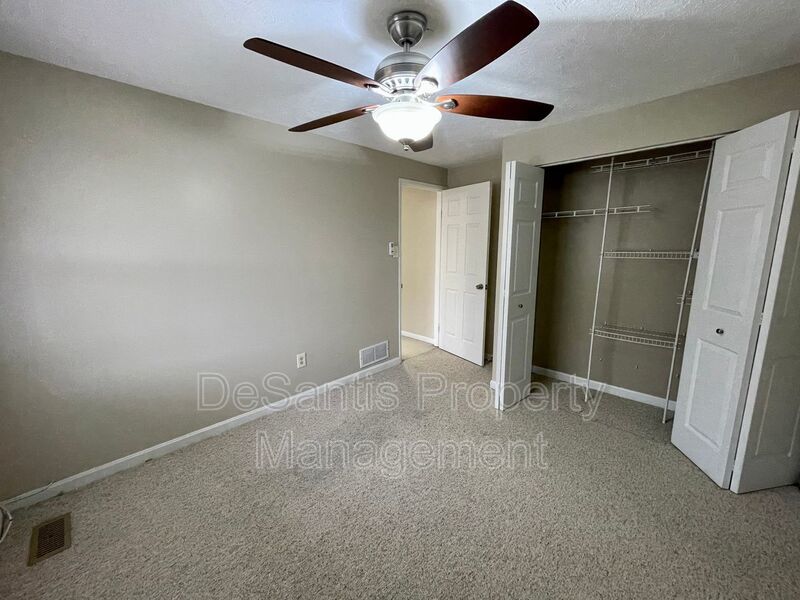 South Fayette - Spacious 3 Bedroom, 2.5 Bath Townhouse - Hunting Ridge Community property image