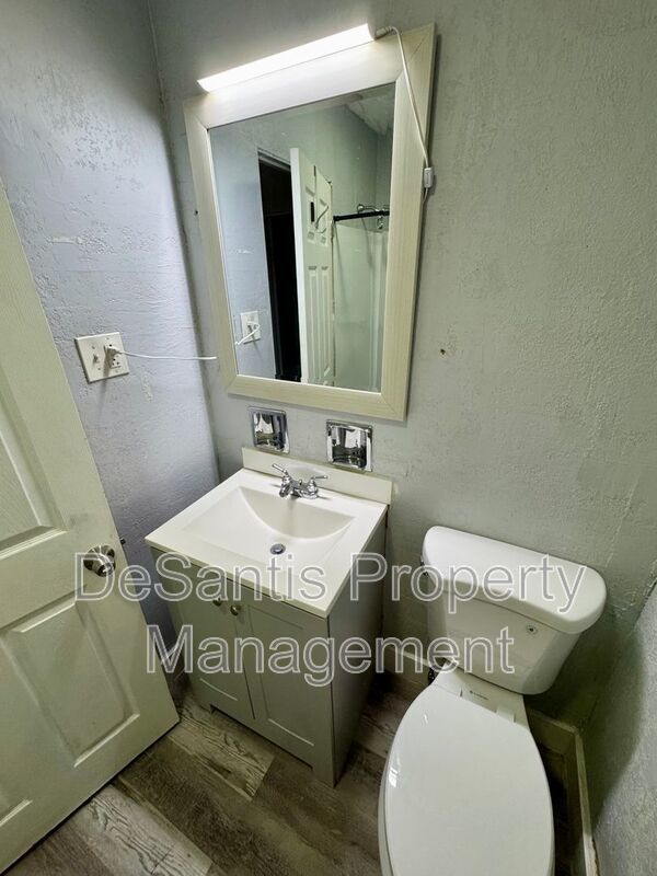 4 Bed 2 Bath Apt in Carrick! property image