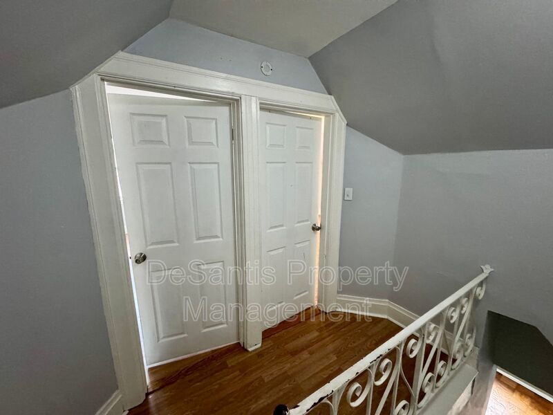 4 Bed 2 Bath Apt in Carrick! property image