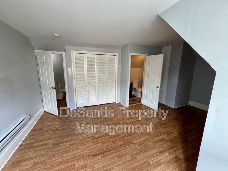 4 Bed 2 Bath Apt in Carrick! property image