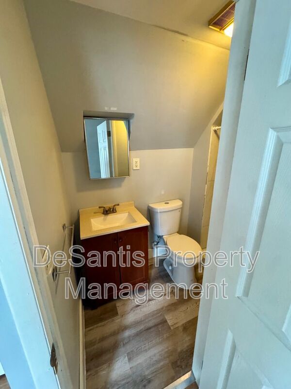 4 Bed 2 Bath Apt in Carrick! property image