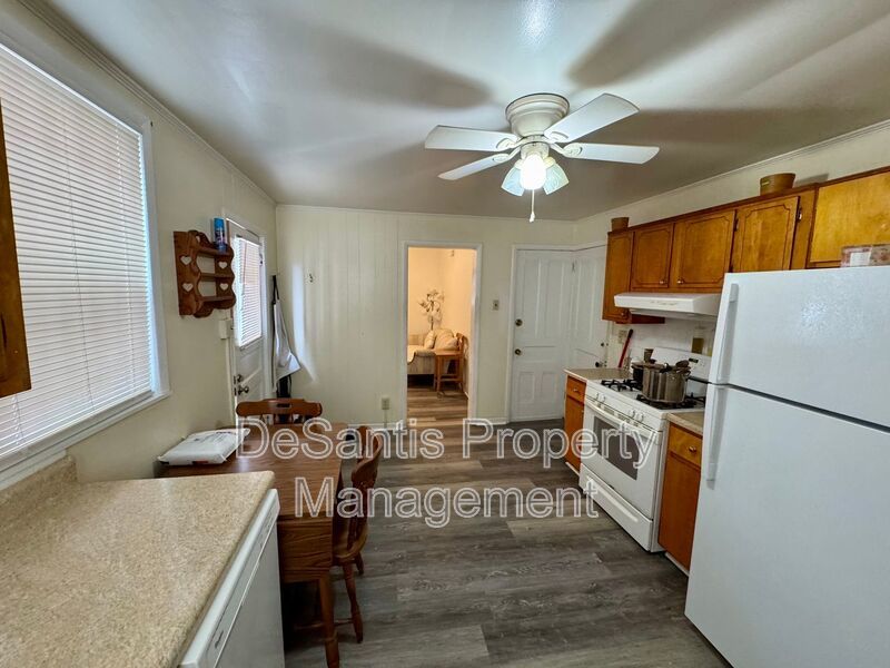 Spacious Studio/1 Bedroom Apt in Troy Hill! property image