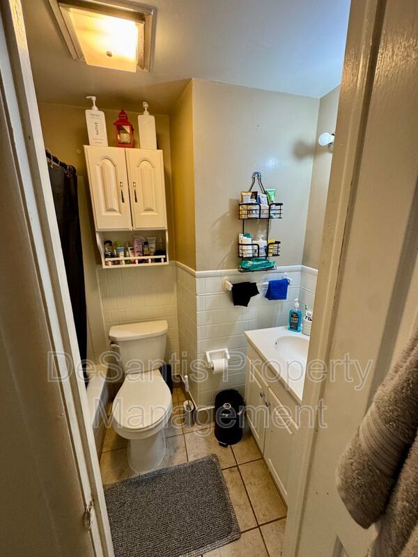 Spacious Studio/1 Bedroom Apt in Troy Hill! property image