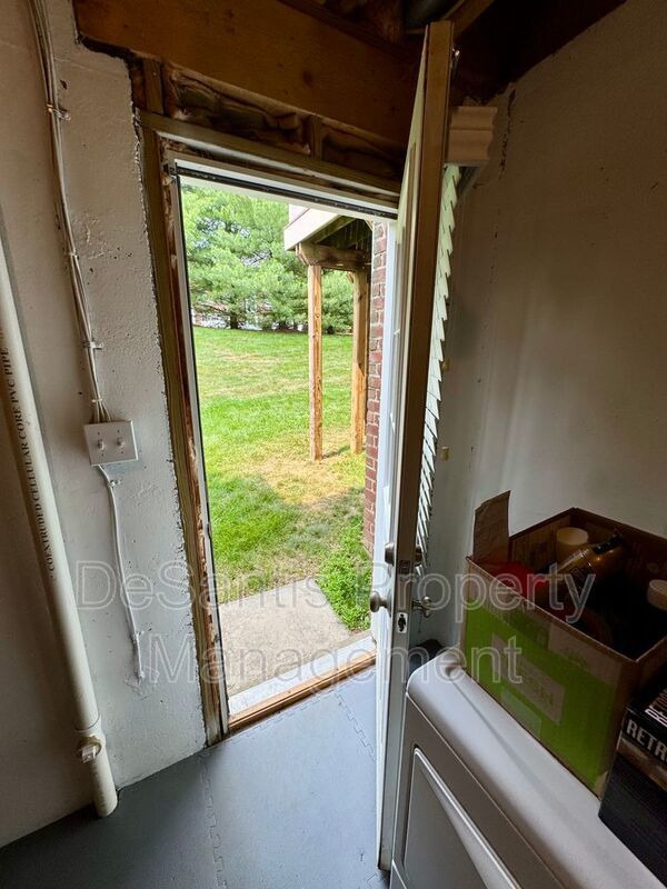 Move-In Ready Wexford Home Featuring Modern Updates and an Attached Two-Car property image