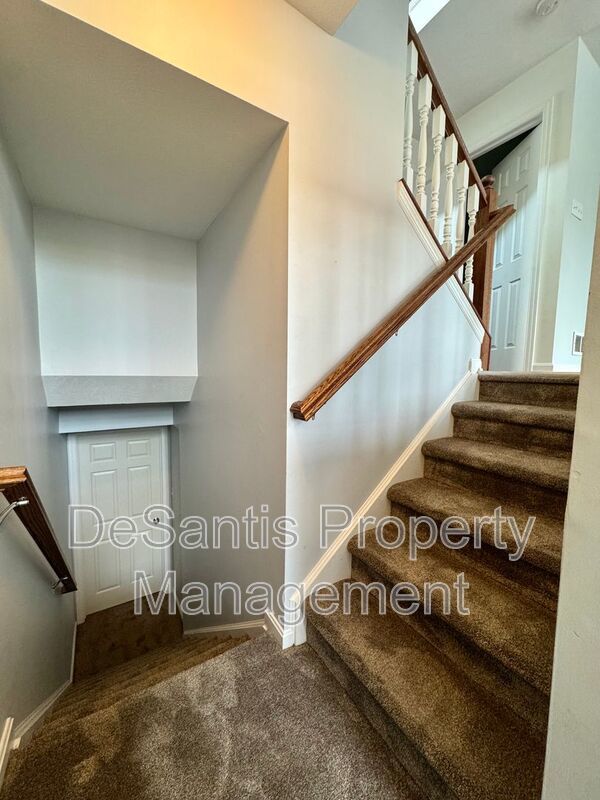 Move-In Ready Wexford Home Featuring Modern Updates and an Attached Two-Car property image