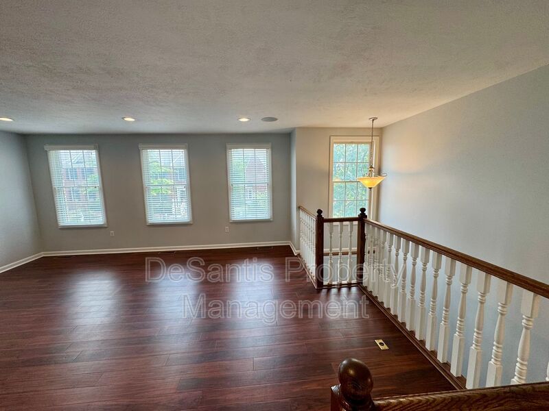 Move-In Ready Wexford Home Featuring Modern Updates and an Attached Two-Car property image