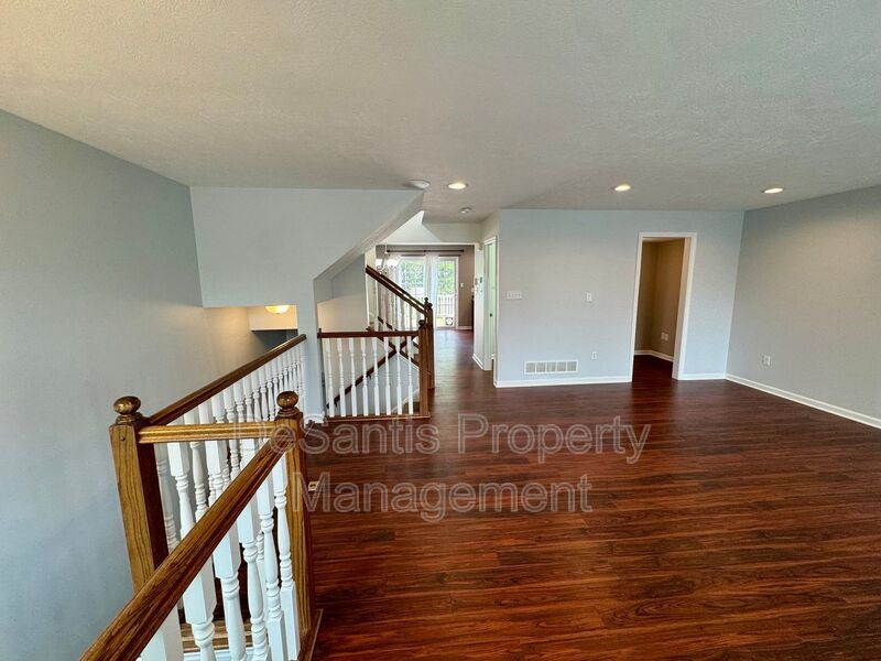 Move-In Ready Wexford Home Featuring Modern Updates and an Attached Two-Car property image