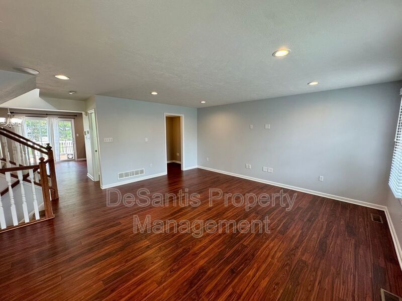 Move-In Ready Wexford Home Featuring Modern Updates and an Attached Two-Car property image