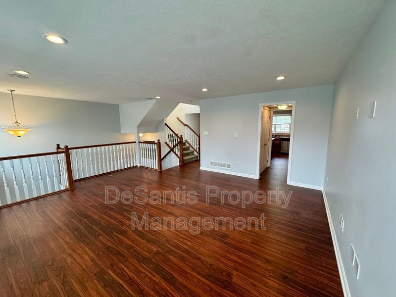 Move-In Ready Wexford Home Featuring Modern Updates and an Attached Two-Car property image