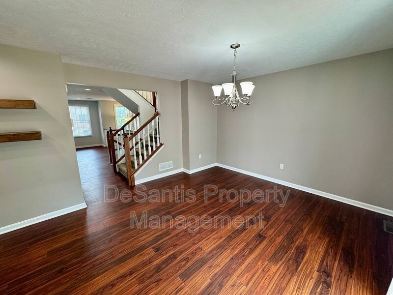 Move-In Ready Wexford Home Featuring Modern Updates and an Attached Two-Car property image