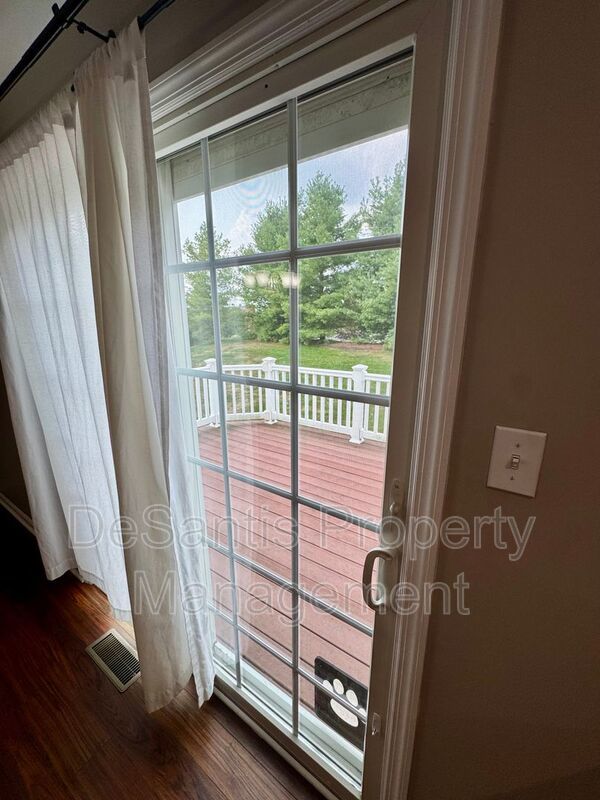 Move-In Ready Wexford Home Featuring Modern Updates and an Attached Two-Car property image