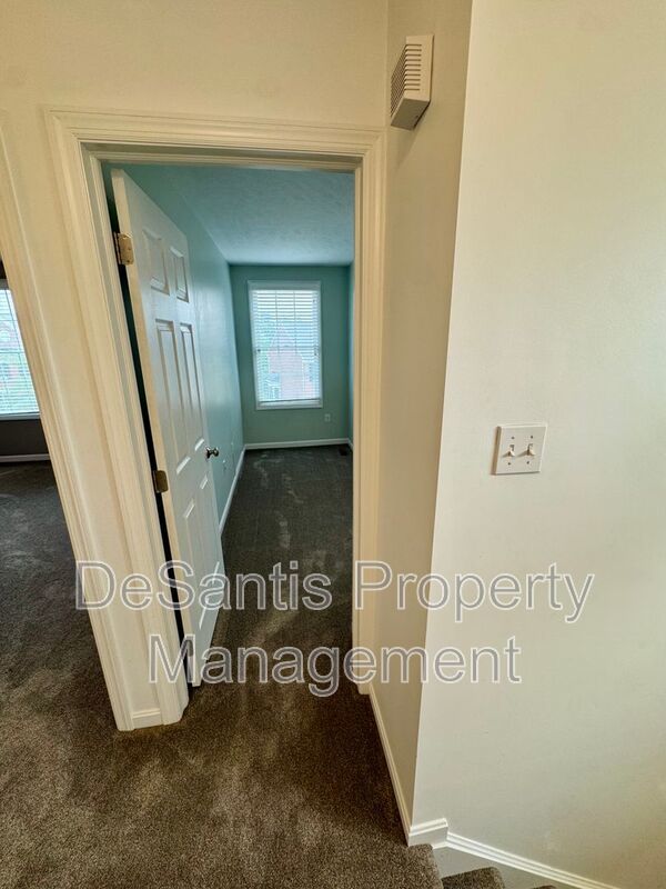Move-In Ready Wexford Home Featuring Modern Updates and an Attached Two-Car property image