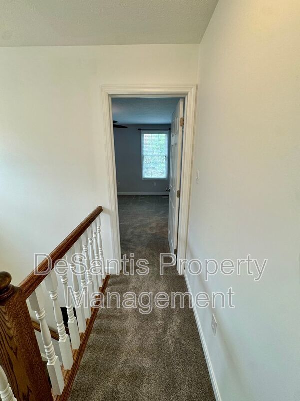 Move-In Ready Wexford Home Featuring Modern Updates and an Attached Two-Car property image