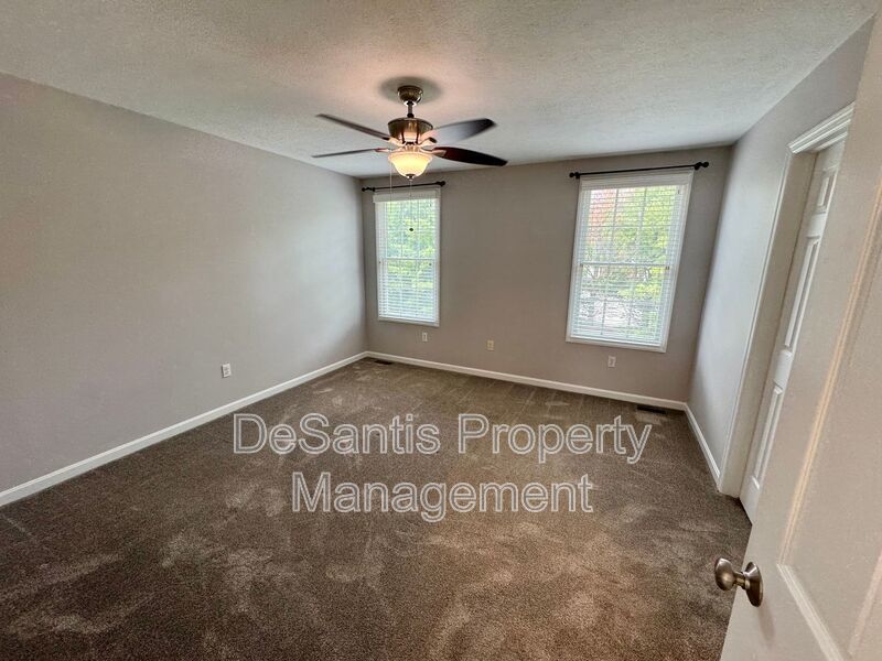 Move-In Ready Wexford Home Featuring Modern Updates and an Attached Two-Car property image