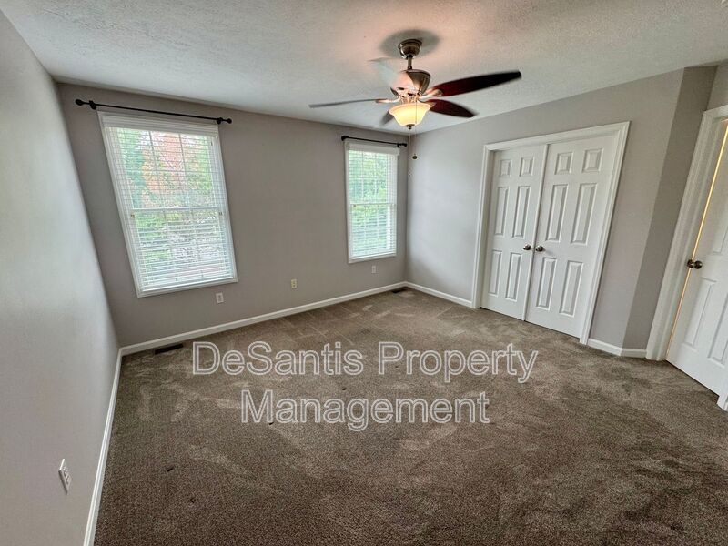 Move-In Ready Wexford Home Featuring Modern Updates and an Attached Two-Car property image