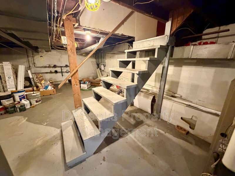 Neville Island - 2 Bed 1 Bath - Apartment for Rent property image