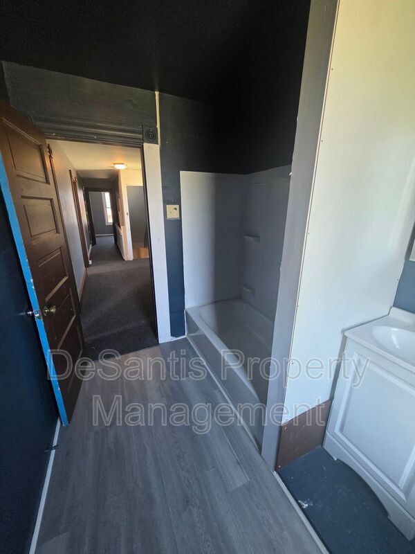 McKeesport - 3 Bed 2 Bath - Home for Rent property image