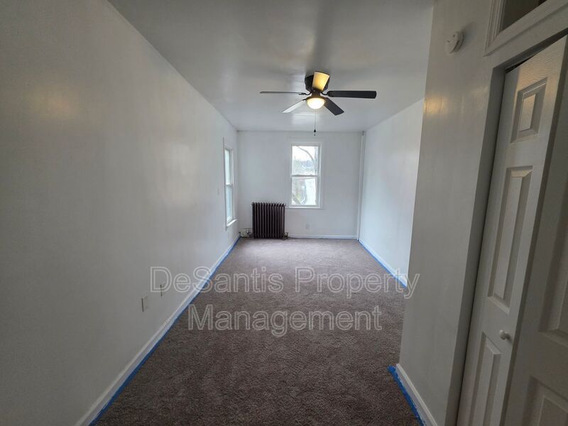 3 Bedroom 1 bath in Wilmerding property image