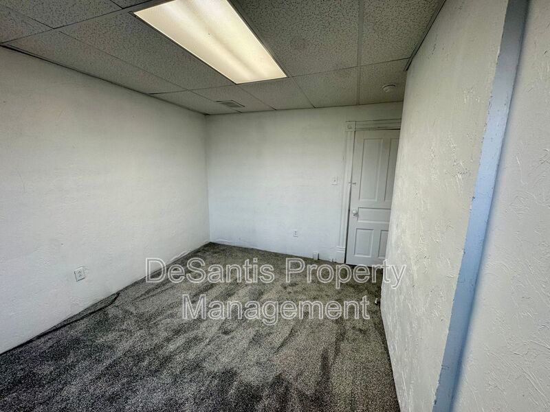 Charming 3 Bed 1 Bath Home! Recently Updated! property image