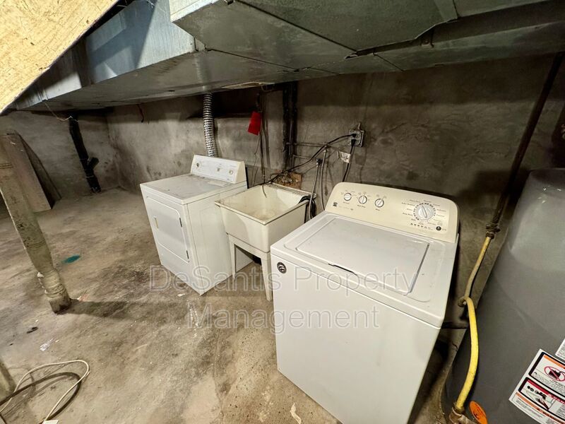 Charming 3 Bed 1 Bath Home! Recently Updated! property image