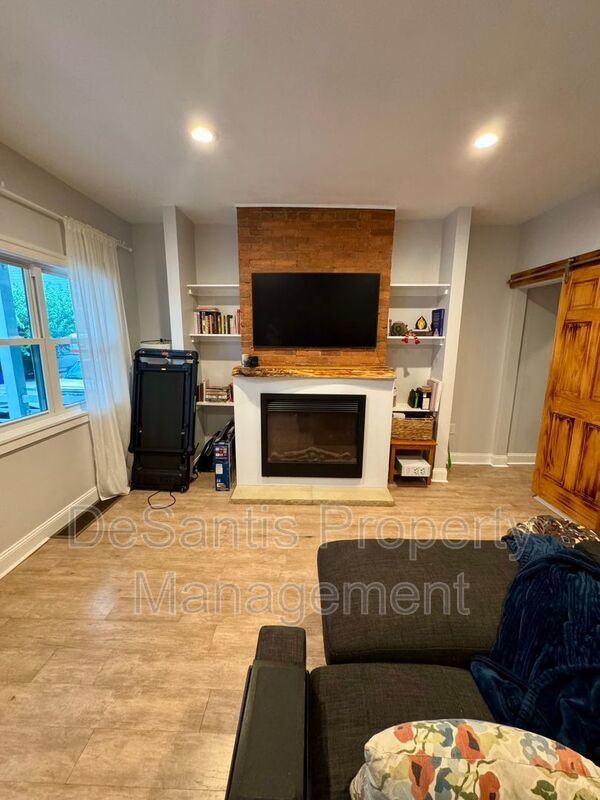 Gorgeous 3 Bed 2.5 Bath in Lawrenceville! property image