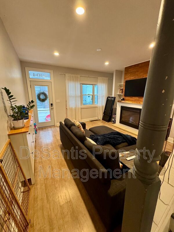 Gorgeous 3 Bed 2.5 Bath in Lawrenceville! property image